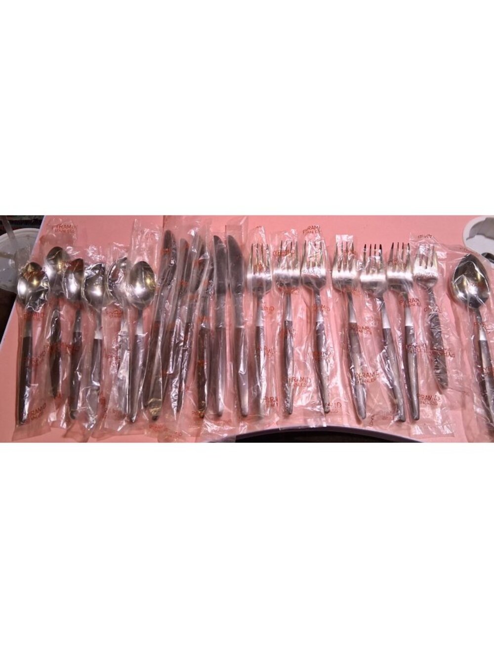 Pyramid Stainless Steel Flatware Set 20 With Wood Handles Spoons Forks Knives Ne